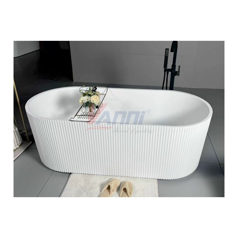 Bồn tắm nhập khẩu sọc đứng VN - BT 11