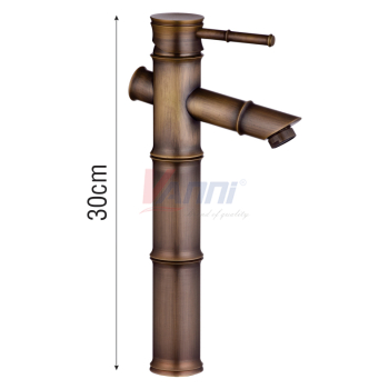 Vòi lavabo nóng lạnh cổ điển VN-241